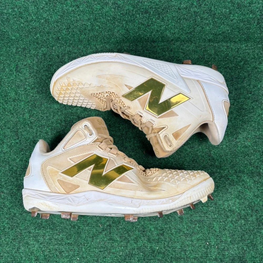 New Balance 4040v6 Metal Baseball Cleats Mens 11 Cream Gold MSHOWT1 Mid Cut